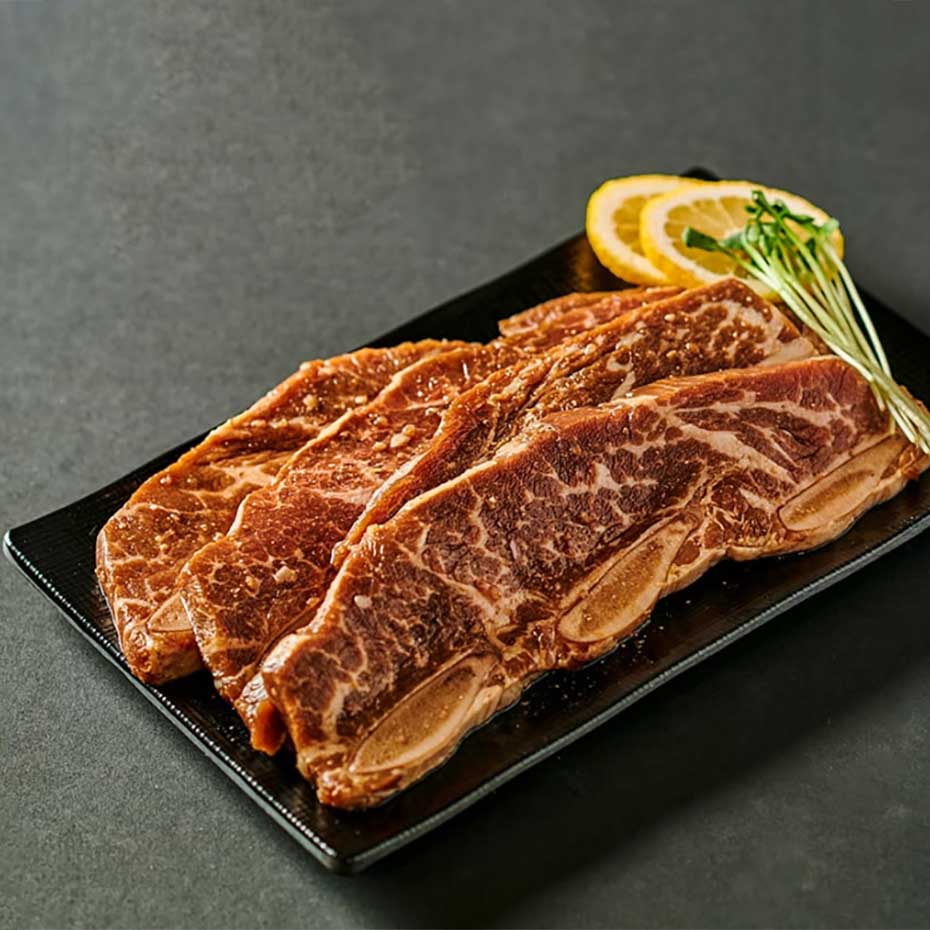 特価販売！期間限定[牛肉] 味付け LAカルビ / 約300g ヤンニョム 韓国グルメ 骨付きカルビ 骨付きかるび 骨付き肉 牛カルビ 美味しいお取り寄せ キャンプ お肉 焼くだけ BBQ スペアリブ 骨付き チャカン（冷凍） ageich1-10001157 Good Korea Mart サンプル画像2