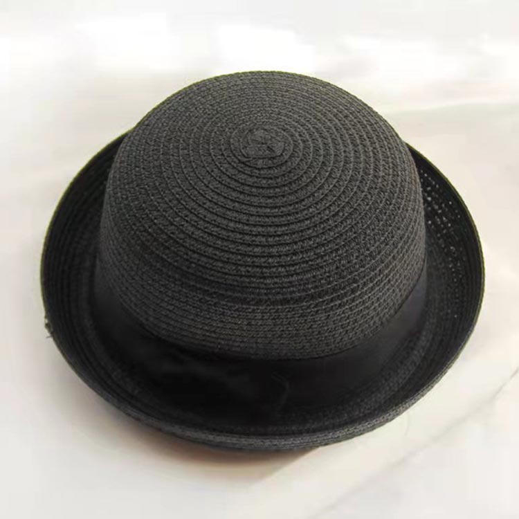 agep-shopのシンプル UVケア ベビー パナマ帽 キッズ 男の子 女の子 ハット 日焼け防止 帽子 春 日よけ 帽子 ストローハット 草編み 夏 子供 無地 カンカン帽 日除け 大人用 赤ちゃん 海水浴 ナチュラル 紫外線対策 赤ちゃん 幼児 幼稚園 かわいい おしゃれ　プレゼント 麦わら帽子｜アングル3