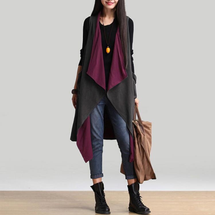 【送料無料】 モスキーノ レディース Tシャツ トップス T-shirts White