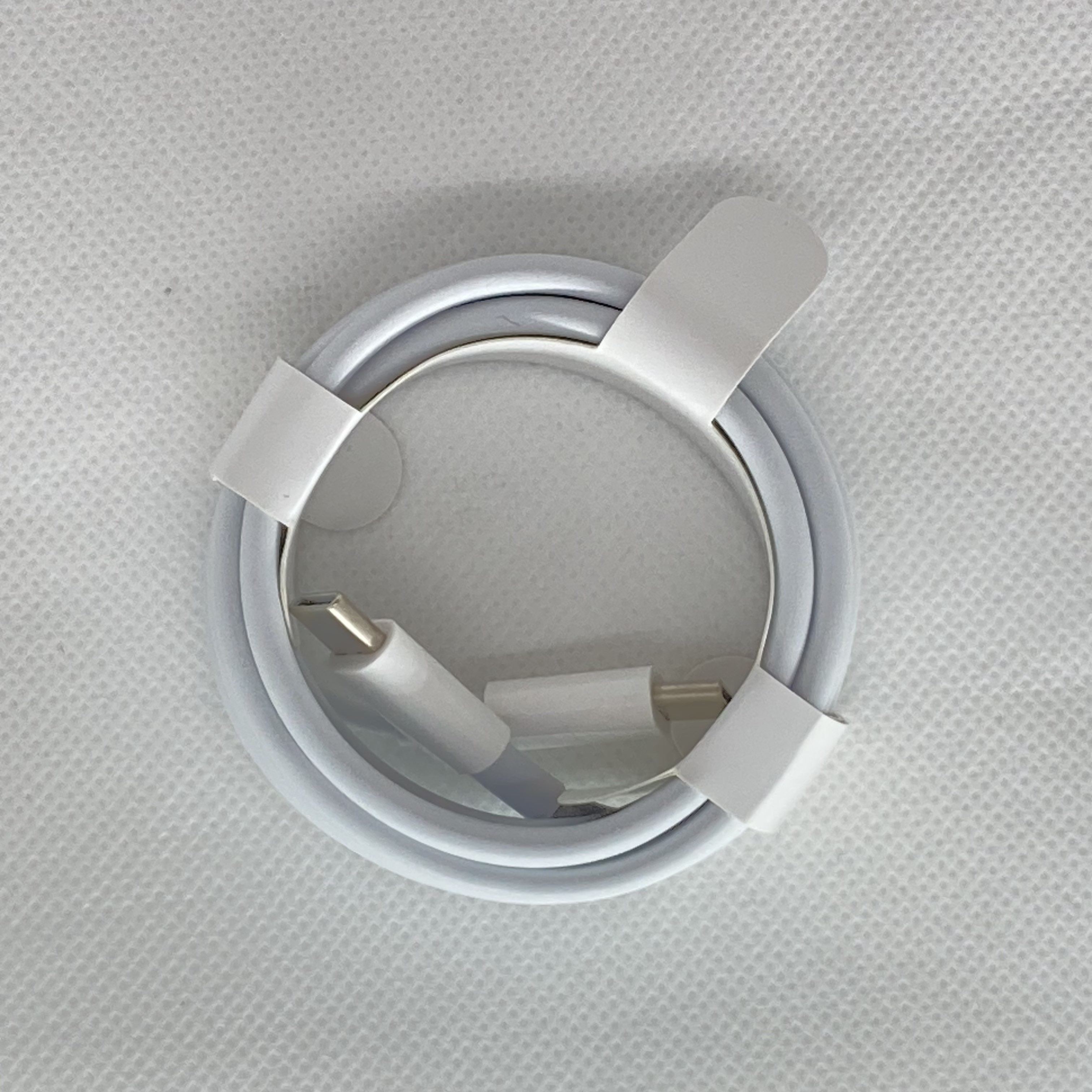 【新品未使用・Apple純正品】100W USB-C 充電ケーブル　2メートル (2m) iPhone/iPa...