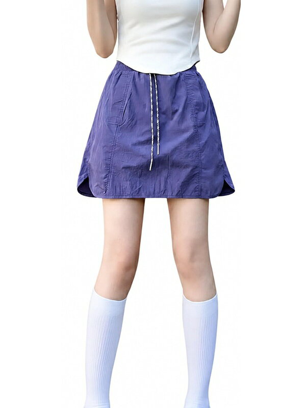 　　　 ◆◇◆売れている秘密◆◇◆ ウエスト:68 ヒップ:88 パンツ丈:40 股下:12 / ウエスト:72 ヒップ:92 パンツ丈:41 股下:13 / ウエスト:76 ヒップ:96 パンツ丈:42 股下:14 【洗練されたデザイン】トレンドのカーゴキュロットは、スカートのような見た目ながら内側がパンツ仕様のレディースショートパンツです。広がりすぎないAラインのシルエットが、キュロットパンツ特有の動きやすさと、ショートキュロットらしい可愛らしさを両立し、夏のコーディネートを爽やかに演出します。 【優れた速乾機能】速乾パンツ素材を採用したこの速乾ショートパンツは、汗をかいてもベタつきにくく、常にさらっとした肌触りをキープします。夏の暑い時期でも蒸れにくいショートパンツレディースとして、アウトドアショートパンツ特有の快適さを実感でき、一日中軽やかな履き心地が続きます。 【ストレスフリーな着心地】ウエストゴム仕様のショートパンツレディース夏モデルは、締め付け感がなくリラックスして着用いただけます。薄手ショートパンツならではの軽さと、ゆったりとしたワイドパンツ風の設計により、日常の買い物からアクティブなシーンまで、どんな動きにも柔軟に対応する機能的な一着です。 【イージーケア＆耐久性】毎日のお手入れが簡単なレディース短パンは、シワになりにくく丈夫な素材を使用しています。カジュアル短パンとしてキャンプやバーベキューなどのアウトドア活動にも最適で、汚れを気にせずガシガシ洗えるため、忙しい女性のワードローブに欠かせない耐久性に優れたボトムスです。 　　　◆◇◆注意事項◆◇◆ご覧のモニターの環境、撮影環境により実物と色味が異なって見える場合がございます。湿った状態で他のものと擦り合わせると色が移る恐れがあります。濃色品の洗濯時は、白色、淡色と分けて洗ってください。説明 【商品紹介】 ◆ ウエスト:68 ヒップ:88 パンツ丈:40 股下:12 / ウエスト:72 ヒップ:92 パンツ丈:41 股下:13 / ウエスト:76 ヒップ:96 パンツ丈:42 股下:14 ◆【洗練されたデザイン】トレンドのカーゴキュロットは、スカートのような見た目ながら内側がパンツ仕様のレディースショートパンツです。広がりすぎないAラインのシルエットが、キュロットパンツ特有の動きやすさと、ショートキュロットらしい可愛らしさを両立し、夏のコーディネートを爽やかに演出します。 ◆【優れた速乾機能】速乾パンツ素材を採用したこの速乾ショートパンツは、汗をかいてもベタつきにくく、常にさらっとした肌触りをキープします。夏の暑い時期でも蒸れにくいショートパンツレディースとして、アウトドアショートパンツ特有の快適さを実感でき、一日中軽やかな履き心地が続きます。 ◆【ストレスフリーな着心地】ウエストゴム仕様のショートパンツレディース夏モデルは、締め付け感がなくリラックスして着用いただけます。薄手ショートパンツならではの軽さと、ゆったりとしたワイドパンツ風の設計により、日常の買い物からアクティブなシーンまで、どんな動きにも柔軟に対応する機能的な一着です。 ◆【イージーケア＆耐久性】毎日のお手入れが簡単なレディース短パンは、シワになりにくく丈夫な素材を使用しています。カジュアル短パンとしてキャンプやバーベキューなどのアウトドア活動にも最適で、汚れを気にせずガシガシ洗えるため、忙しい女性のワードローブに欠かせない耐久性に優れたボトムスです。 【洗濯の注意事項】 ★洗濯機洗い可/手洗い可