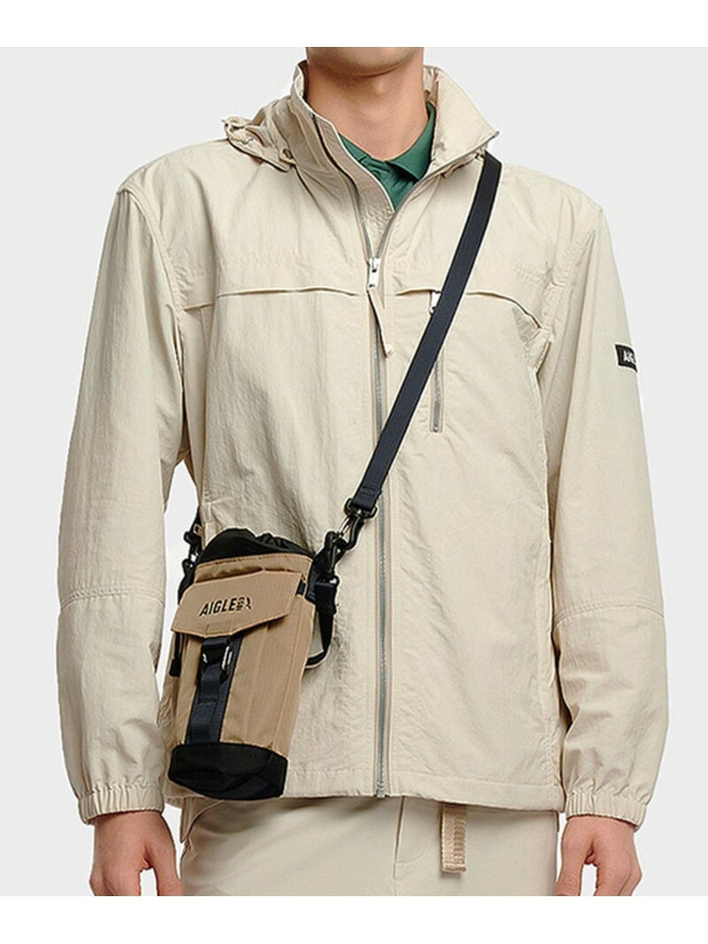 Rakuten - 撥水 アーバン ボトルケース 1L AIGLE エーグル バッグ ショルダーバッグ ベージュ ブラック レッド【送料無料】[Rakuten Fashion]