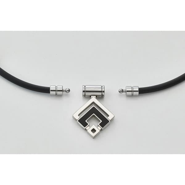 内祝い お祝い ギフト 健康機器【送料無料】 コラントッテ TAO ネックレス α ARAN シルバー L ABARD37L 出産内祝い 結婚内祝い 入学内祝い 成人内祝い 香典返し お返し 新生活 誕生日 厄祝い 父の日