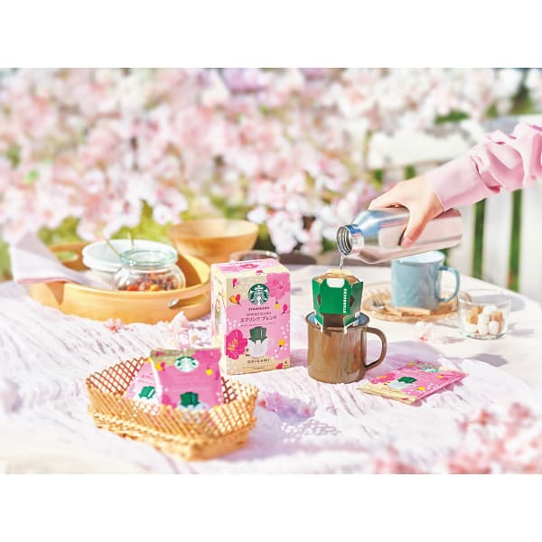【季節限定】スターバックス オリガミ スプリングブレンド(4袋) 012434702 ＜※のし包装メッセージカード不可品＞ コーヒー 出産内祝い 内祝い 結婚内祝い 快気祝い 入学内祝い 成人内祝い 香典返し お返し お供え 贈り物 お礼 粗品 景品のサムネイル