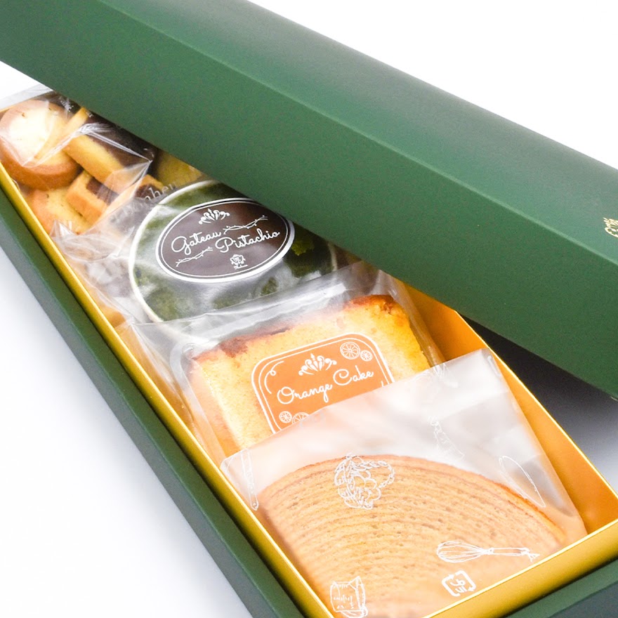 【新登場】パティスリー魔法庵　クラシックセレクト【 ホワイトデー 初節句 ・内祝い・お返し・出産内祝い 七五三 ・高品質・焼き菓子】 お菓子 菓子折り 入学内祝い 出産内祝い 菓子折り 引っ越し 入園内祝 ギフト 志 法事引き出物 満中陰志 法要 お礼 成人内祝い お彼岸のサムネイル