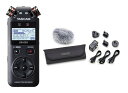 ★セット内容★本体:TASCAM DR-05XDRシリーズ用アクセサリーキット:TASCAM AK-DR11G MKIIIDR-05Xはコンパクトなボディに多くの機能を備え、簡単操作で高音質の録音が可能です。 ミーティングの議事録や文字起こしに、音楽に、映像収録に、マルチに使えるハンドヘルドレコーダーの新定番です。機能一覧・無指向性ステレオコンデンサーマイク採用・マルチ言語メニュー対応(ENG/FRA/DEU/ITA/ESP/RUS/PRT/JPN/CHI/KOR)・カセットライクに録音可能なオーバーライト(上書き)機能 (1度の取り消しが可能)・Macやパソコン、iOSデバイスを使用した録音を可能にする2イン/2アウトUSBオーディオインターフェース機能・音声に特化したEQやファイル再生をスムーズにコントロール可能な文字起こし再生モード・ボーカルや楽器に自然な響きをかけるリバーブエフェクト機能・音声の入力信号を感知し、自動的に録音を開始する自動録音機能・音圧125dB SPLの大音量を確実に捉える耐高音圧設計・ピークリダクション機能・セルフタイマー録音機能・シームレスなゲインコントロール・3段階の低域カットフィルター(40/80/120Hz)機能・標準速度より0.5?1.5倍(0.1倍ステップ)の速さに変えられる再生速度可変 (VSA)機能・最適な音量に調節するレベル調整機能(自動レベル、ピーク検出、リミッター)・再生音質を調整できる再生EQ搭載・分割/削除機能・ループ/リピート再生機能・前回停止した位置を記憶し、再度電源投入時にその位置から再生を開始するレジューム機能・ジャンプバック再生(1?10秒までは1秒ごと、10秒、20秒、30秒ごと)・かんたん操作を実現するクイックメニューボタン・高音質96kHz/24bit WAV/BWFリニアPCM録音、MP3フォーマットでの長時間録音可能・microSD/microSDHC/microSDXC(最大128GB)の記録メディアに対応・1曲で最大99ポイントまで設定できるマーク機能(マーク情報はBWF対応ソフトウェアで活用可能)・パソコン上で作成したオーディオファイル再生可能(本機再生対応フォーマットのみ)・出力0.3Wのモノラルスピーカー内蔵・録音開始2秒前から音を録音する事前録音機能・あらかじめ設定した最大ファイルサイズに達すると、新たなファイルを作成して継続録音が可能・録音中に、任意の位置でファイルを更新できるトラックインクリメント・ファイル名の形式をユーザーワードまたは日付のどちらかに設定可能・録音時のファイル名を最初の6文字まで自由に設定可能・プレイリスト機能・楽器練習に便利なクロマチックチューナー搭載・ステレオミニホンMIC/EXT端子により外部ステレオマイク(プラグインパワー対応)の使用が可能・ステレオミニホンライン出力/ヘッドホン出力端子・バックライト付128×64ドットグラフィックLCD採用・USB2.0によりファイルをパソコンへ高速転送可能・単3形電池2本またはUSBバスパワー、別売りACアダプター(PS-P520E)で駆動・カメラ用三脚に取り付け可能なカメラネジ装備外形寸法(W×H×D):61×141×26 mm質量:116 g仕様および外観は改善のため予告なく変更することがあります。