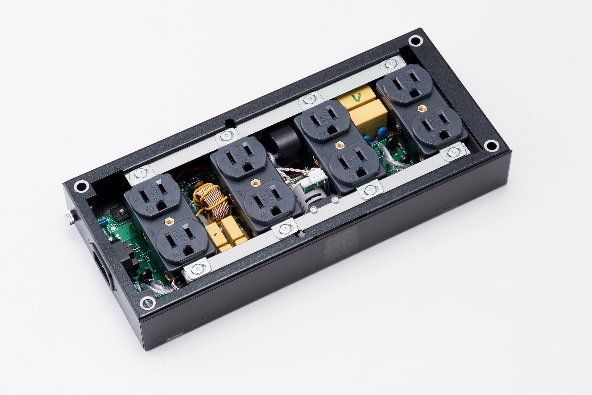 【送料込】Perfection PFT-T3000AF アクティブフィルター搭載 電源タップ パーフェ...