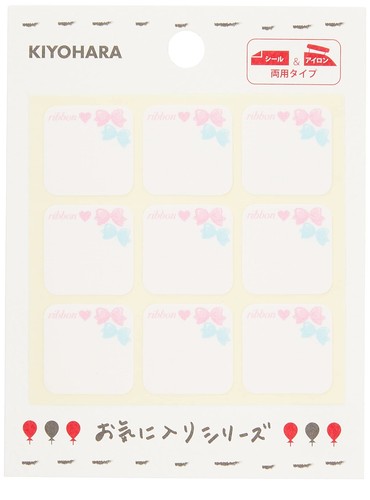 シールとして貼れてアイロン接着も出来る、使い勝手のいいネームタグ。目印や名前つけにおすすめ。 パッケージサイズ:約H105mm×W80mm 入数:9枚入り 素材:表/綿100%(にじみ防止加工)、裏/ホットメルト ...EVA ・ シール...アクリル系強粘着剤 生産国:日本