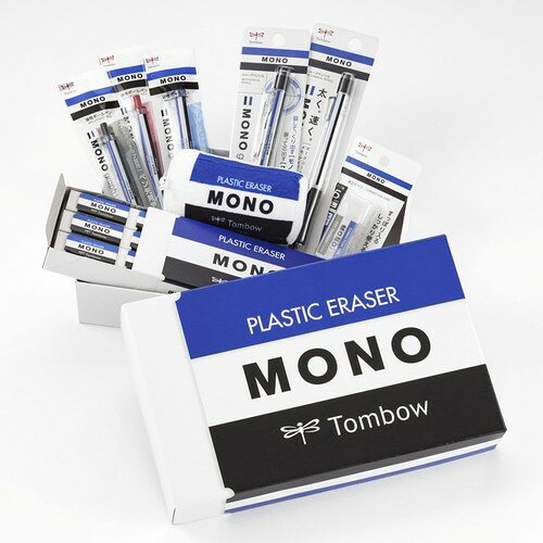 特徴トンボ から、MONO ( モノ )だらけの 文房具セット 登場!消しゴム・シャーペン (2本)・修正テープ・油性ボールペン (3本)と モノ消しぬいぐるみチャームが入ったセット パッケージおなじみのMONOデザインの箱入り(22.5×14.5×5.7cm) セット内容1消しゴム(18コ入)・修正テープ(5mm 幅) セット内容2油性ボールペン (黒・赤・青インク 各1本)、シャープペン (0.5mm・1.3mm 各1本) セット内容3モノ消しぬいぐるみチャーム(てのりサイズ。ボールチェーンつき)