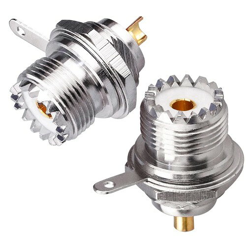 タイプと詳細 UHF メス バルクヘッド マウント ソルダー カップ コネクタ。色: 金と銀。材質: 真鍮とニッケルメッキ。UHF デバイスの接続に役立ちます。 耐久性と性能: コネクタは真鍮製でニッケルメッキが施されており、耐久性とリサイクル性を確保しています。高品質のアダプタにより、信号伝送の損失が少なく、導電性が良好です アプリケーション: RF、マイクロ波アプリケーション、照明、延長ケーブル、同軸ケーブル、CCTV、Wifi ラジオ、通信、アンテナ、デジタル通信システム、放送、ワイヤレスデバイス、LMR など パッケージ内容: UHF メス バルクヘッド マウント ソルダー カップ コネクタ 2 個。 取り付け簡単: TUOLNK 同軸アダプタのユーザーフレンドリーな設計により、時間と労力が節約され、取り付けプロセスにはツールが不要で、プラグアンドプレイで済みます。複雑な取り付けとはおさらばし、ニーズに合わせてスムーズで信頼性の高い接続を提供します。