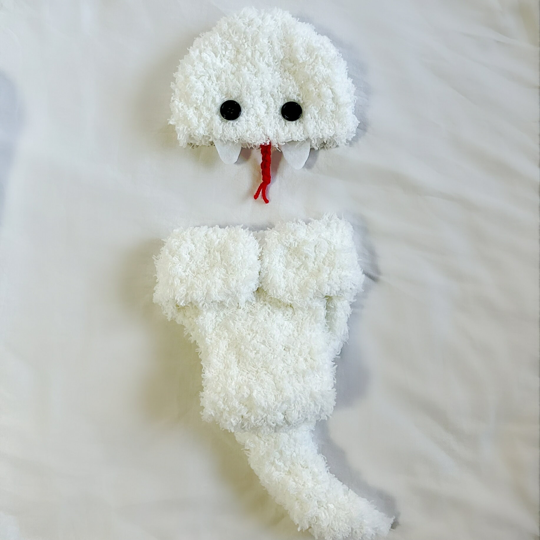 ベビー　コスチューム　巳年　ヘビ　蛇　白ヘビ　白蛇　月齢フォト　年賀状　出産祝い　プレゼント　寝..