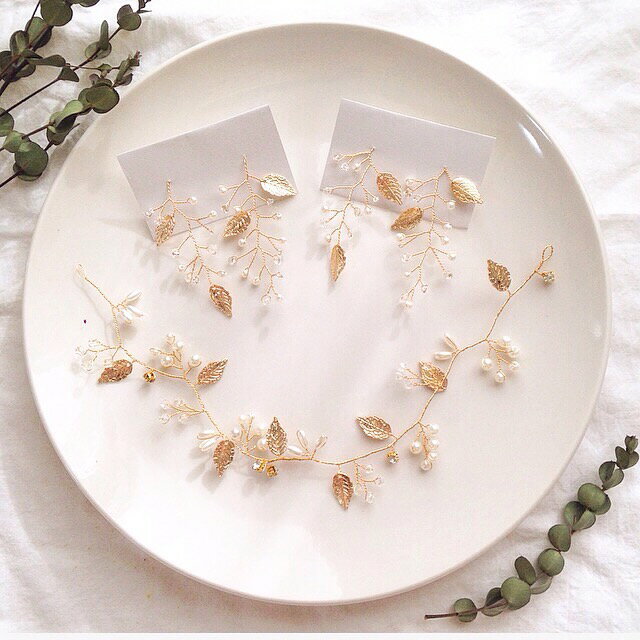 aile bouquetの小枝アクセサリー 小枝イヤリング リーフ ゴールド 花 ガーデンウェディング ナチュラル アンティーク ヘッドピース ウェディング ブライダル 結婚式　ウエディング｜アングル3