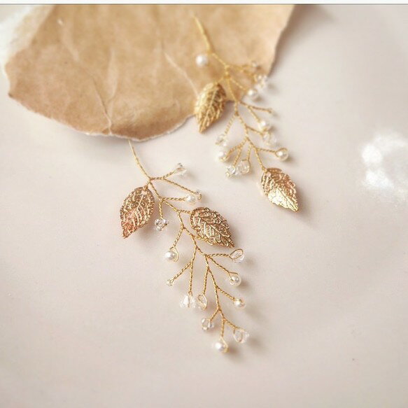 aile bouquetの小枝アクセサリー 小枝イヤリング リーフ ゴールド 花 ガーデンウェディング ナチュラル アンティーク ヘッドピース ウェディング ブライダル 結婚式　ウエディング｜アングル2