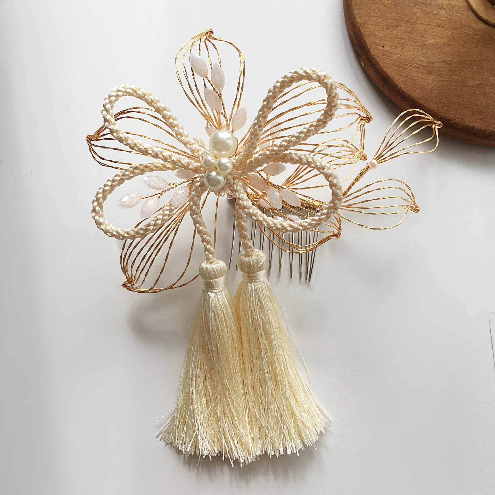再入荷 水引 髪飾り 水引き タッセル ヘッドドレス ー品販売 花 ゴールド フラワー 透かし コーム アンティーク ブライダル 結婚式 ヘッドピース 白無垢 卒業式 アクセサリー 袴 ヘアアクセサリー ウェディング 着物 色打掛 和装