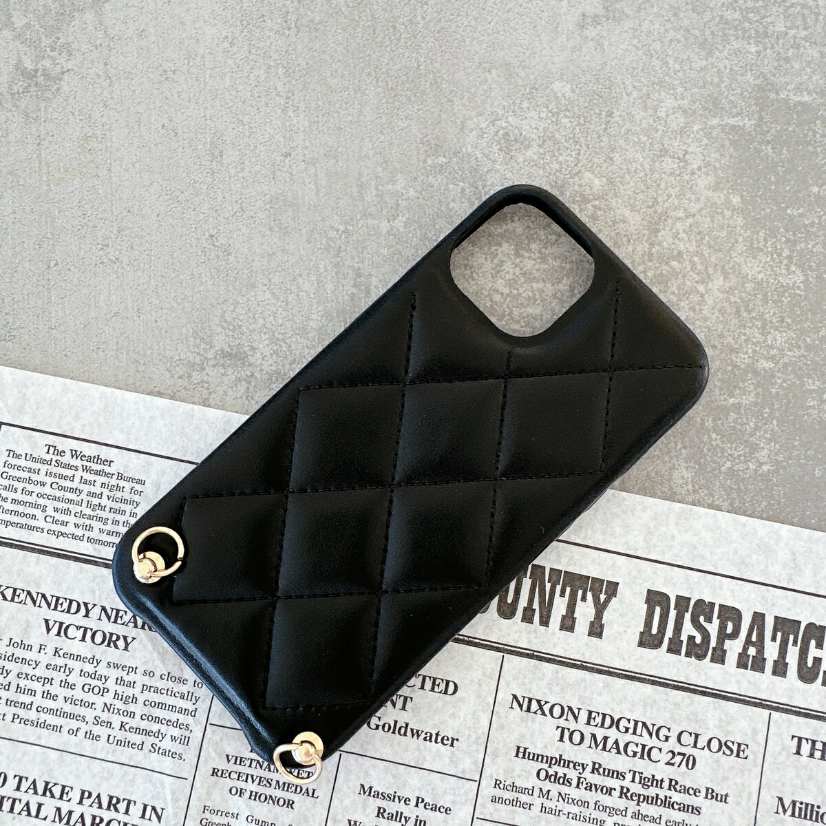 iphoneキルティングケース　ショルダーホルダー付き　iphone全機種　キルティングiphoneケース