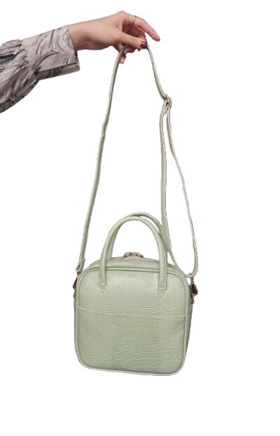 Rakuten - 2way Square Shoulder Boston Bag (green) レディース 女性 スクエアバッグ 2ウェイ仕様 緑 グリーン ピスタチオグリーン ボストンバッグ ハンドバッグ ファスナー ショルダーバッグ 肩掛け 斜め掛け パステル ファッション 通販 A.D.G ADG エーディージー 送料無料