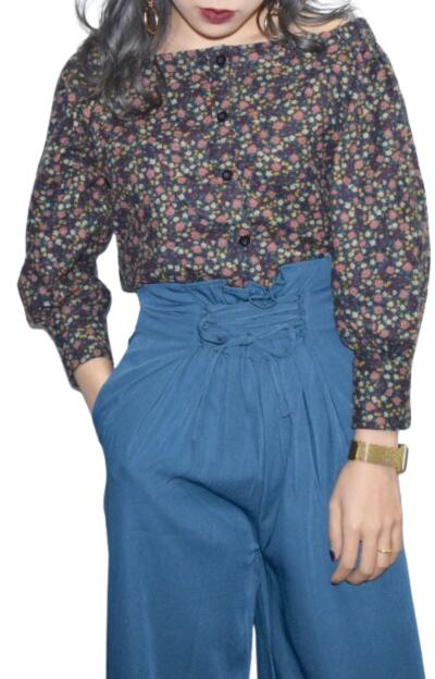 Rakuten - SQUARE NECK FLOWER BLUOSE　女性 レディース 花柄 フラワー ブラウス トップス 長袖 春 寒色系 スクエアネック アパレル A.D.G エーディージー 送料無料