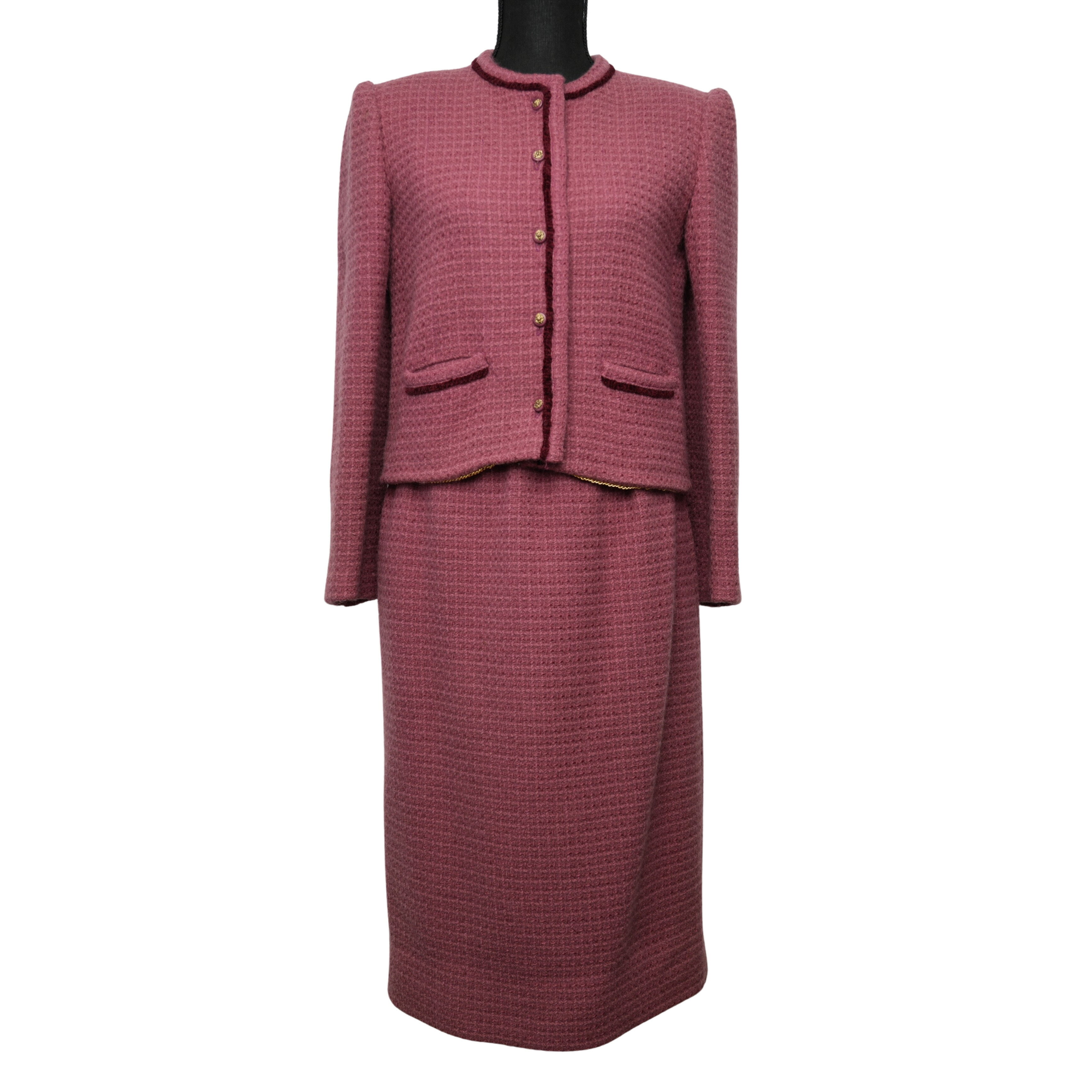 【中古・VINTAGE】 CHANEL シャネル セットアップ (Outfit) ウール ローズピンク アパレル ヴィンテージ Outfit
