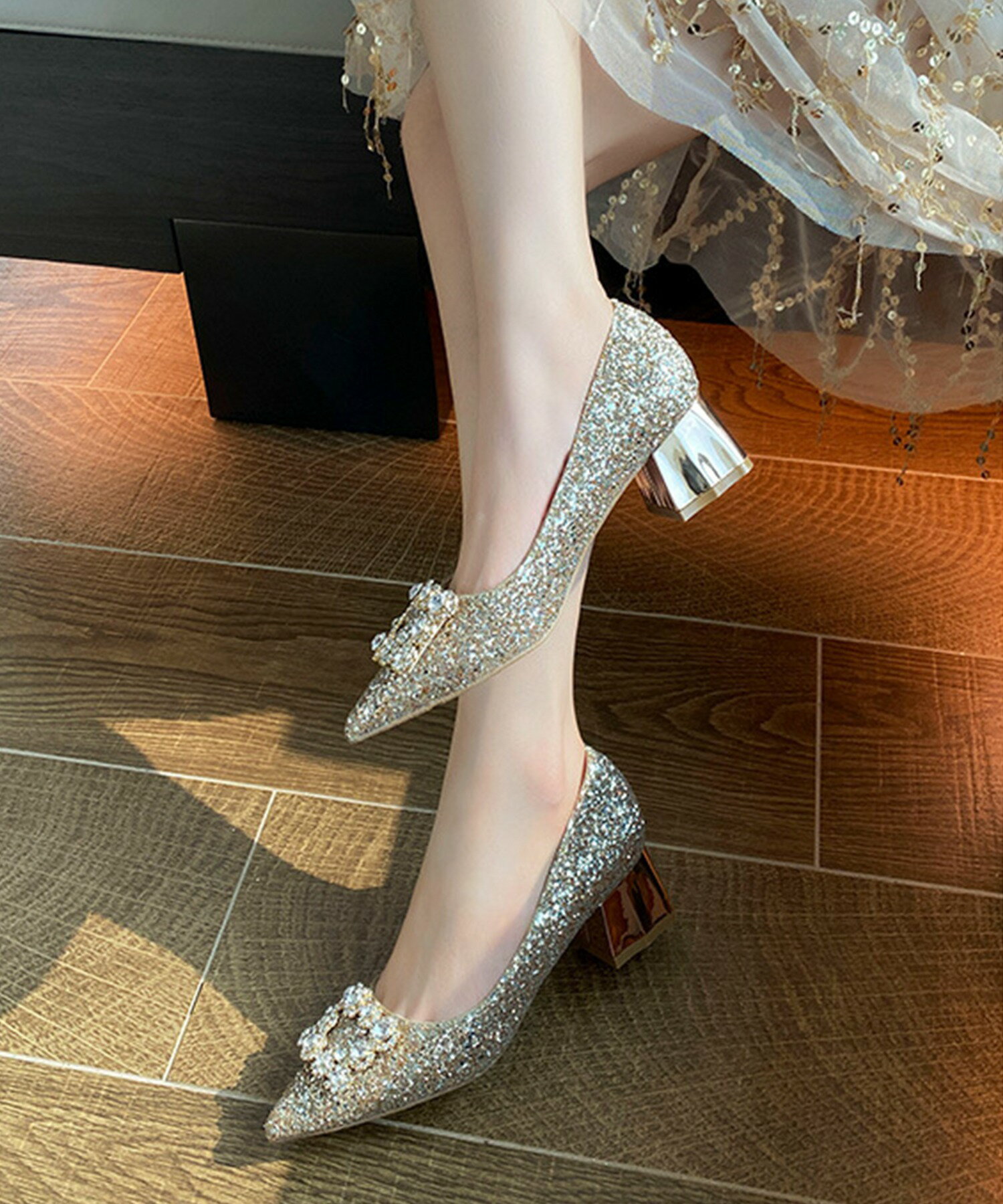 結婚式 パンプス シルバー 太ヒール ヒールパンプス パーティー ヒール5cm ビジュ...