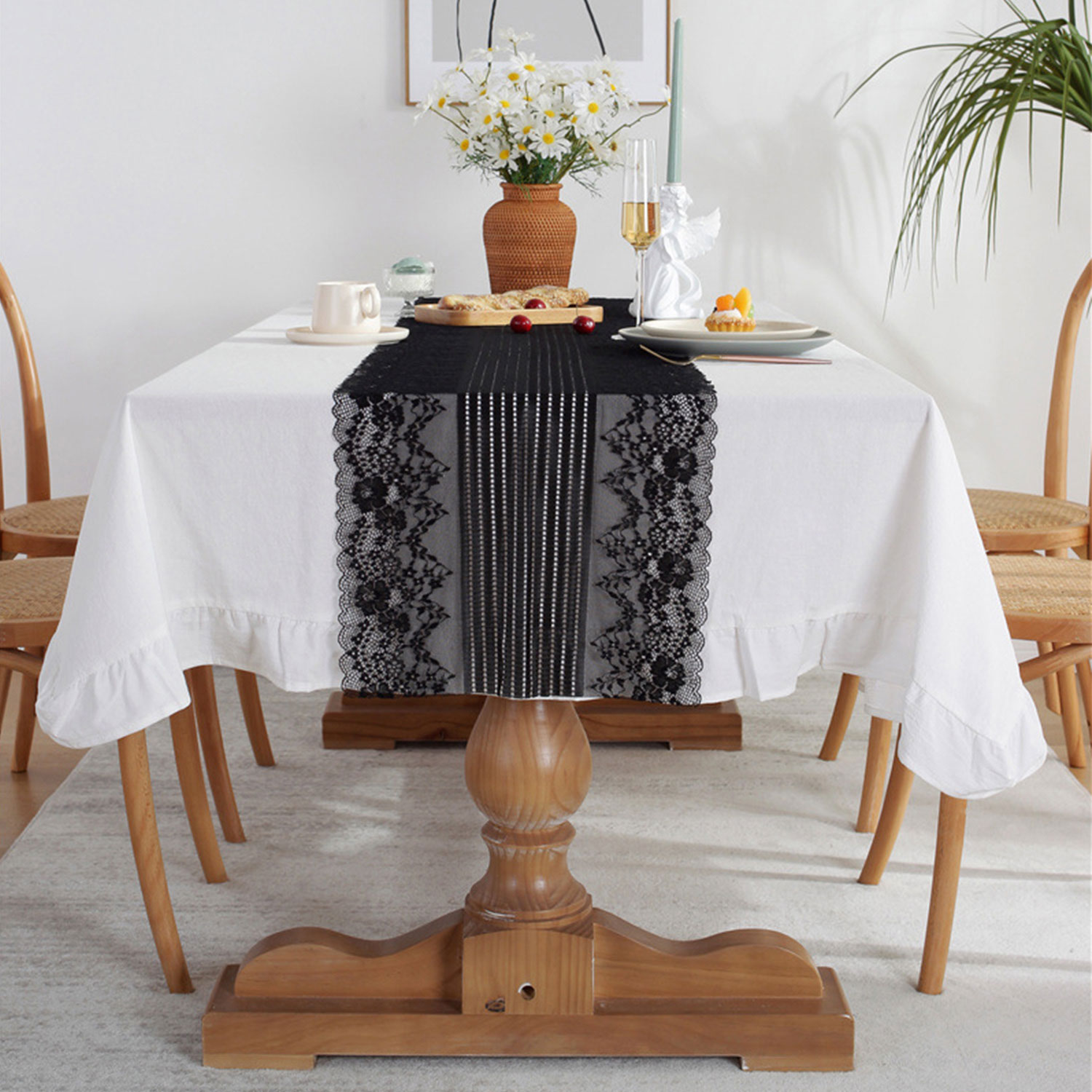 テーブルクロス おしゃれ 綿 レース 韓国 ライク 可愛い インテリア テーブルコーディネート テーブル..