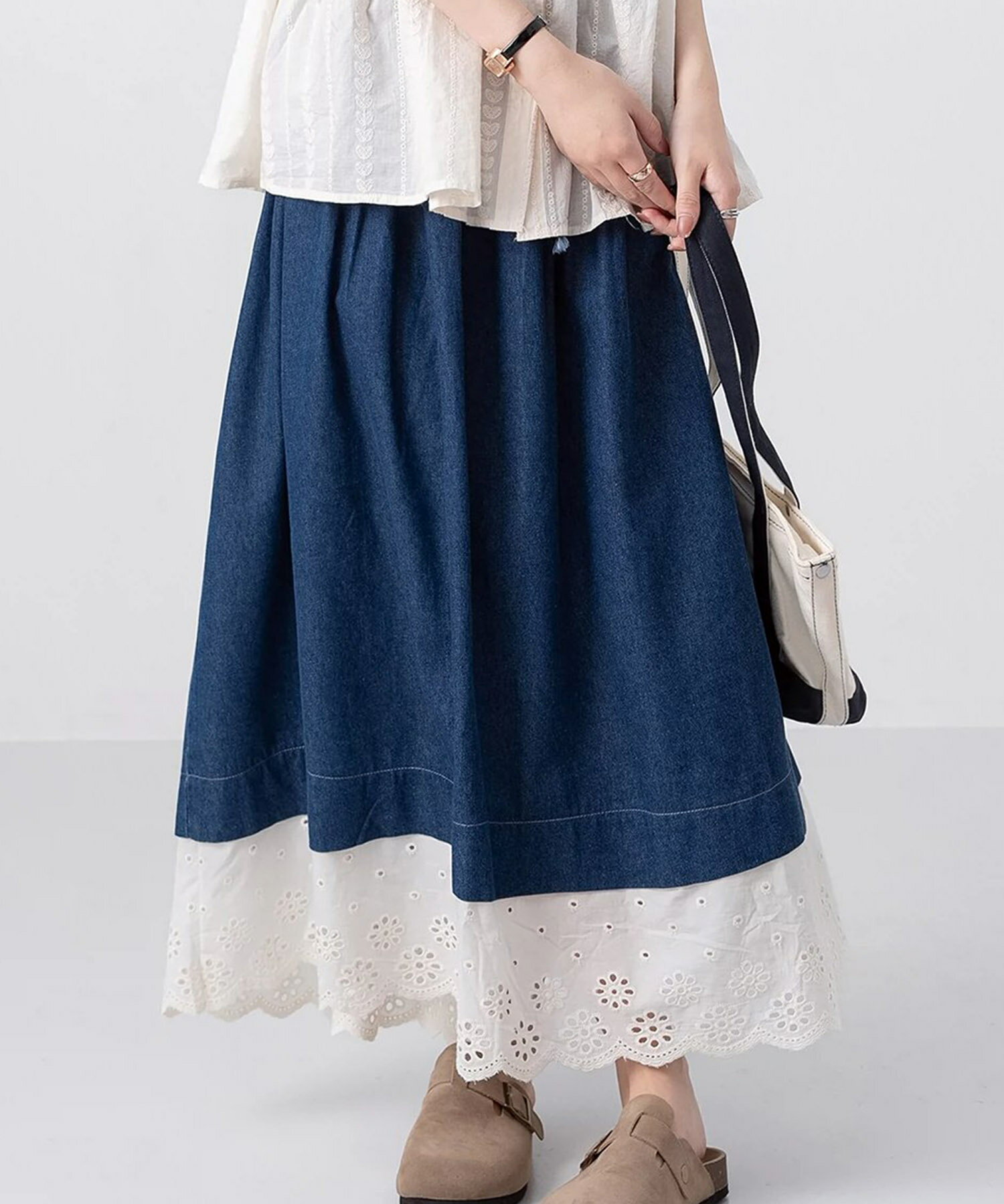 【2025NEW】 【aimoha】レース付きデニムドローストリングスカート シンプル おしゃれ レディース レースデザイン　ウエストドローストリング ゆったりシルエット 春夏コーデ デイリー使い