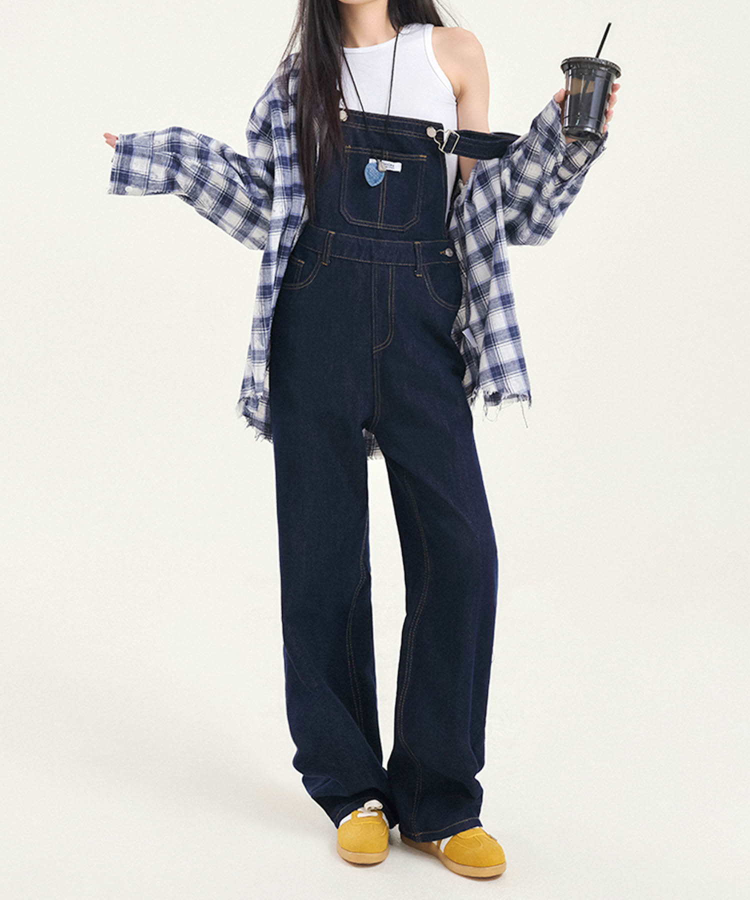 【2025NEW】 【aimoha】ワイドシルエットデニムサロペット レディース トレンド感あふれるゆったりデザイン ハイウエストで脚長効果 カジュアル＆ストリートスタイル シンプルながらおしゃれ見え デイリーコーデやお出かけに最適 春夏秋対応