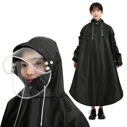 【大きいサイズ】自転車、歩行、リュックに対応できる男女兼用のレインコートです。レインコートは膝下までカバーするロング丈、体をしっかり覆い、レインブーツを履けば足元まで濡れない、雨から全身を守ることができます。レインコート前の長さ120cm、後ろの長さ99cm、脇丈90cm。 【二重サンバイザー付属】レインバイザーをフードにつければ、クリアな視界を確保できながら飛沫防止、風・雨・雪よけができます。顔を濡らさずに遮り、斜めから雨が来ても大丈夫、風が強い日でもフードが吹き飛ばされません。 【多層防水設計】袖口の伸縮性デザインにより、雨水を効果的に防ぎ、腕を乾燥した状態に保ちます。また、ロープ付きのフードなので、雨水の浸入を防ぐように、フードのサイズを調節可能。これさえあれば、自転車やバイク運転などの時に、傘をささなくても、視界をこもらずに安全運転ができて大変便利。 【細部までこだわり】背中に反射プリント、車などからの視認性も高まり、視界が悪い雨の夜間でも安全性アップ。収納袋付きで持ち運び便利、コンパクトに折りたたんで自宅/事務室/車の中に常備すれば、急な雨にも対応できます。