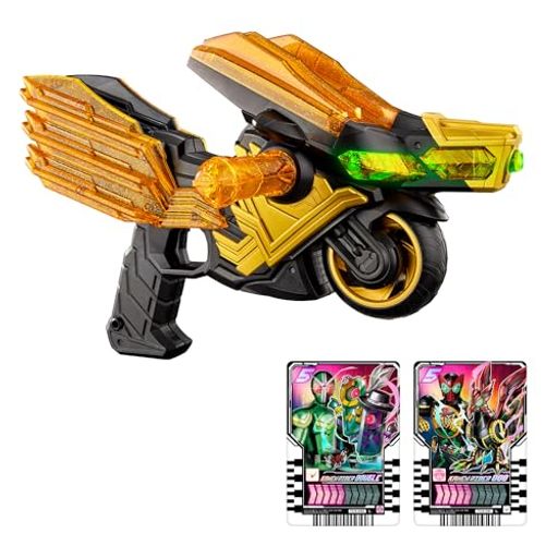 『仮面ライダーガッチャードvs仮面ライダーレジェンド』より、レジェンドライダーを召喚!「DXレジェンドライドマグナム」が登場! トリガーを引くと銃撃音が発動! ハンドルを回してトリガーを引くと、LEDが発光&amp;必殺技音が発動! レジェンドライダーのライドケミートレカをセットしてトリガーを引くと、レジェンドライダー召喚音が発動! さらに、ハンドルを回してトリガーを引くと、セットした枚数に合わせたレジェンドライダー必殺技音が発動します。 ライドケミートレカが2枚付属します。 (C)2023 石森プロ・テレビ朝日・ADK EM・東映