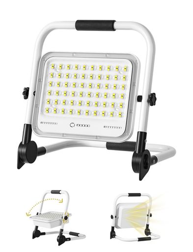 【100W高輝度LEDチップ&amp;高透過性レンズ】充電式・緊急用LED投光器、高品質のLEDチップを採用しております。全240チップ、元の投光器と違い、4チップ合併の配列のため、発光効果は他より安定し、省エネと明るさを保つの二重のプロテクトサポートします。高光透過率ランプを採用するので、透明で、光子の消耗も最小限に抑えることができます。6500k昼光色の色温度に加えて高輝度の明るさにに達し、色んな場所に適用します。 【5つ点灯モード&amp;2段階の明るさ調光可能】5つ点灯モードがあり、モードボタンを押して簡単に切り替えできます。また、2段階の明るさを調整でき、幅広い範囲に適しています。点灯モード:1100%明るさ250%明るさ3100%明るさ+赤、青点滅モード4赤、青点滅モード(SOSモード)5電池残量モード。モード1~2は2段階の明るさで調整可能。SOSモードで赤と青のチップはずっと点滅して目立ちになり、万が一、地震、災害、心臓発作などの緊急事態時、SOS救難要請の信号を発信でき、防災グッズとして最適な選択です。