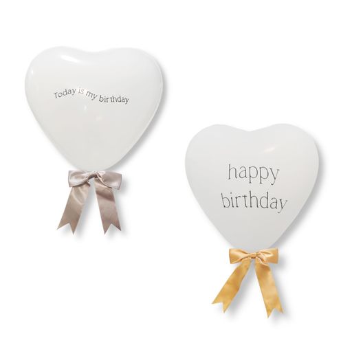 【セット内容】HAPPY BIRTHDAYハート風船1点+Today is my birthdayハート風船1点(予備風船各1点付き)+リボン2点 【ハート形バルーン】誕生日の飾りにピッタリ!リボンもつけておりますので雰囲気UP UP 一年一度の大切なお誕生日におすすめです。自宅でもお誕生日感を演出した写真撮影ができます。お食い初め、イベント、おうちパーティーに!ぜひご利用ください。