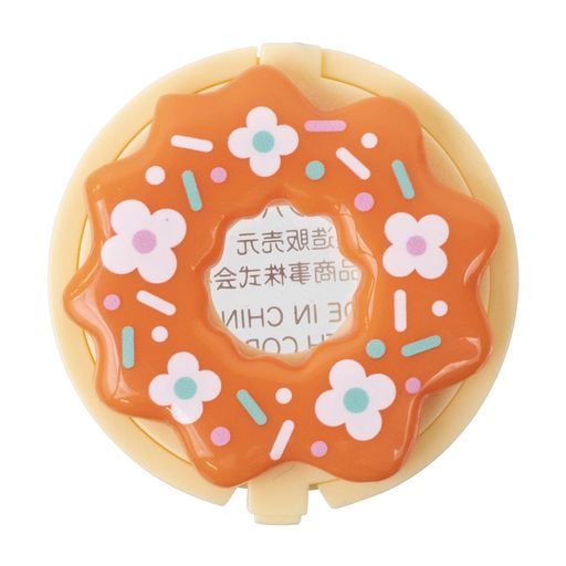 お肌を想ったスキンケアリップでキュートなスイーツ型のコスメ! ラメ入りでキラキラ!