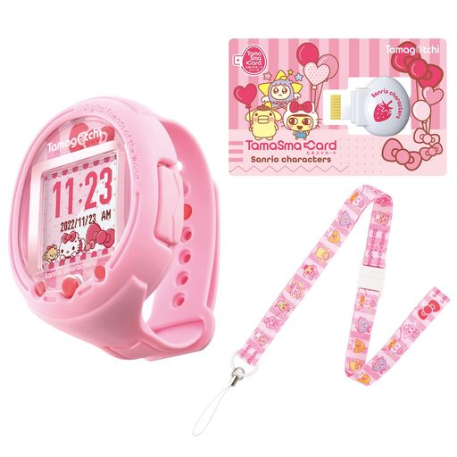 (C)2022 SANRIO CO., LTD. TOKYO, JAPAN (L) (C)BANDAI たまごっちシリーズ初のウェアラブル型たまごっち「Tamagotchi Smart」シリーズから 「Tamagotchi Smart サンリオキャラクターズ スペシャルセット」が登場! サンリオキャラクターズの世界がたっぷり楽しめる! サンリオキャラクターズとコラボレーションしたTamagotchi Smartの豪華スペシャルセットです。 「Tamagotchi Smart」に「たまスマカード」のメモリを挿入すると、サンリオキャラクターズとコラボレーションした育成キャラクターや、 たまごっちスマートをスタイルチェンジできる様々なアイテムをダウンロードすることができます。 [セット内容] ・Tamagotchi Smart サンリオキャラクターズ...1 ・たまスマカード サンリオキャラクターズ..