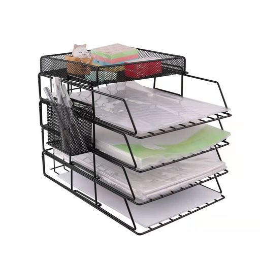 【デスク周りを整理整頓】オフィスやテレワークの机周りの書類は分類して収納することがもちろん、ペンなど筆記具やハサミなどの文房具もすっきり収まります。卓上を片付けたら勉強や仕事も効率アップします。 【四段組み立て式書類トレー】機能性が高いシェルフは5個のトレーとペン立てが組み合わせて完成です。場所によって、4個のトレーはそれぞれ自分で書類トレーになれます。リビング、寝室とご自宅の使用はもちろん、店舗やオフィスの事務用品にもおすすめです。 【シンプルデザイン】機能性が高いシェルフは金属のラインとメッシュを組み合わせて耐久性が良く、シンプルなデザインでデスクに良く似合います。上の部分には小物をすっきり整理整頓でき、飾るように収納できます。 【基本情報】本体サイズ:34*25*28cm各個サイズ:34*25*6cm パッケージ内容:5個のトレーとペン立て オープントレーデザインで、中身が見やすく、通気性も良いです。 【カスタマーサービス】お客様により良い商品を提供するために、商品到着1年間で、新品交換できます。また、商品を使用時に何かご問題がありましたら、いつでも弊店にご連絡してください。