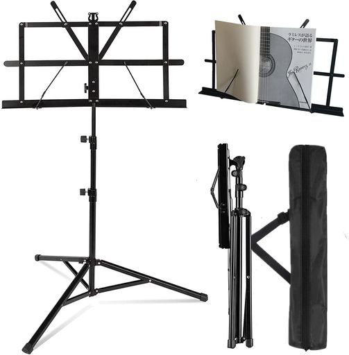 【高さ調整可能、様々な場合に適用】高さ調節ネジが支柱についています。ネジの調整で高さが変更できます。ギターやベースなどをいすに座った状態で練習する場合や、バイオリンやヴィオラなどの座って演奏する場合、またフルートやサックス、トランペットなど立って演奏する場合にも対応でき、あらゆる場面で使用可能です。習い事として楽器の練習をするお子さんの成長に合わせて高さが変更でき、長く使用できる譜面台です。 【ブックプレートの180°視野角】-ブックプレートの前面上部には、楽譜や本を固定するための2つのスプリングクランプアームがあり、簡単に移動できます。柔軟な傾斜板は必要に応じて適切で快適な視野角に合わせて最大180°まで調整でき、座ったり立ったりするのに最適な楽譜スタンドです。 【最大積載量1.4kg】:金属製の三脚支持脚付きの当社の譜面台は、市場で最も普通のものよりも強い安定性を提供し、使用中に最大1.4KGの重量容量を提供する頑丈な傾斜ブックプレートを可能にします。滑り止めのゴム製足パッドが付いている3本の支柱の足は大きい安定性を提供し、自由に上下に伸びることができる。