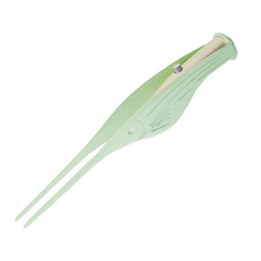 LEDライト付きの耳掃除用ピンセット。サイズ:11x1.5x1.5cm ,色:ミントグリーン, 素材:ステンレス。電池付き。 LEDライトで耳の穴を照らし、耳の奥までしっかりと見ながら耳垢を除去できます。細かい作業がしやすく、無駄な刺激を与えずに耳掃除が行えます。 肌に優しい滑らかさじ設計で、光を拡散し耳アカを集めやすいピンセット型を採用。蛍光灯のように白く光り、耳の中がよく見えるLED耳かき。 視線を邪魔しない様にカーブした導光部と握りやすく滑り止め防止の設計で、必要以上に耳かきが耳の中に入り込まない仕様です。 握りやすい魚形グリップで、ステンレススチール製で全体的に合理化されており、美しく実用的で、高齢者と子供の両方が使用できます