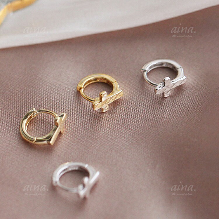 フープピアス ピアス 18金仕上げ 30代 40代 Sv925 クロス シルバー925 シルバーピアス プラチナ仕上げ ペア レディース 十字架 小さい 小さめ Sale 93 Off レディース