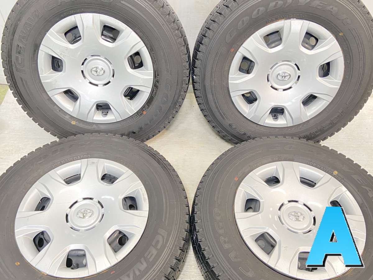 195/80R15 107/105LT グッドイヤー アイスナビ カーゴ トヨタ純正 15x6.0 139.7-6穴 中古タイヤ スタッドレスタイヤ ホイールセット 4本セット