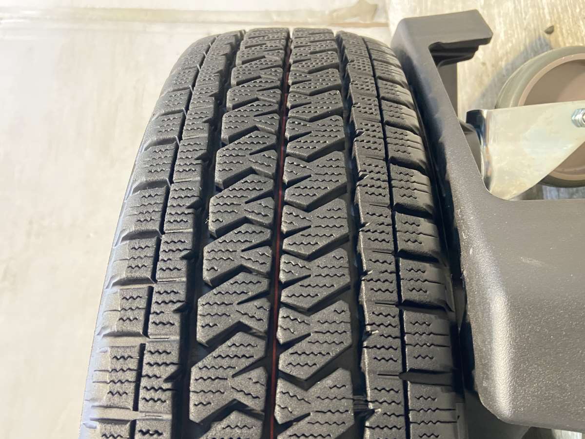 155/80R14 88/86 �֥�¥��ȥ� �֥ꥶ�å� VL10 A ��ť����� �����åɥ쥹������ 1��