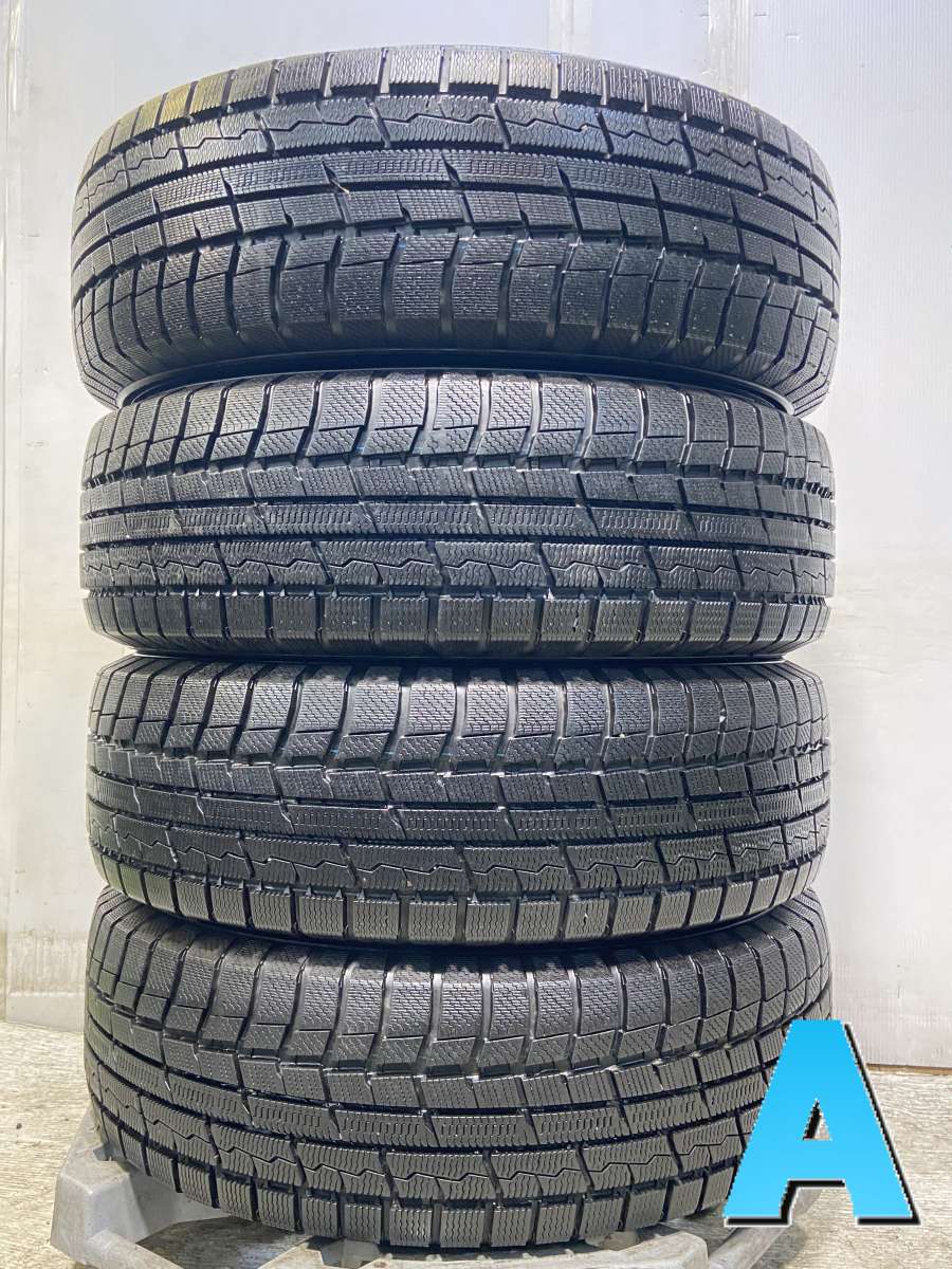205/70R15 トーヨータイヤ ウィンタートランパス TX 中古タイヤ スタッドレスタイヤ 4本セット