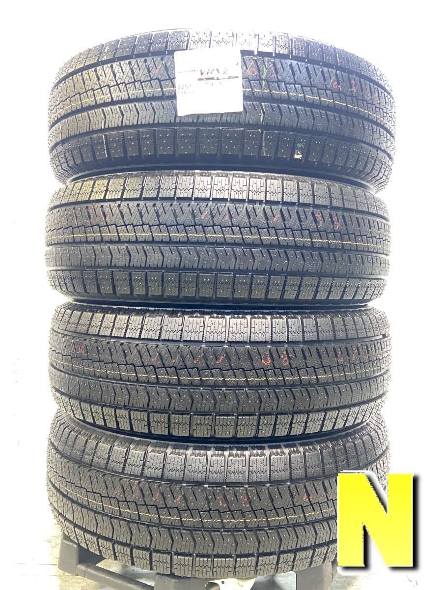 Delta - 225/60R17 ブリヂストン ブリザック VRX2 中古タイヤ スタッドレスタイヤ 4本セット
