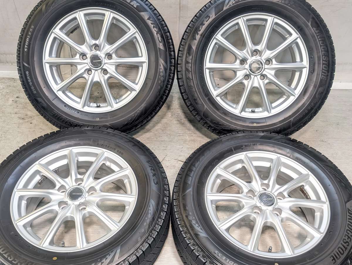 215/65R16 ブリヂストン ブリザック VRX3 　 ECO FORME 16x6.5 46 114.3-5穴 中古タイヤ スタッドレスタイヤ ホイールセット 4本セット