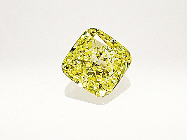 0．260ct　FANCY　INTENSE　YELLOW　SI1　イエローダイヤモンド　ルース