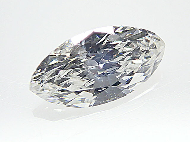 サイズ 7．54×3．84（×2．35）mm 重量 0．412ct カラー F クラリティ SI2 カット マーキースカット 鑑定機関 中央宝石研究所ソーティング付0．412ct　F　SI2　マーキースカット ダイヤモンドルース お手頃価格...