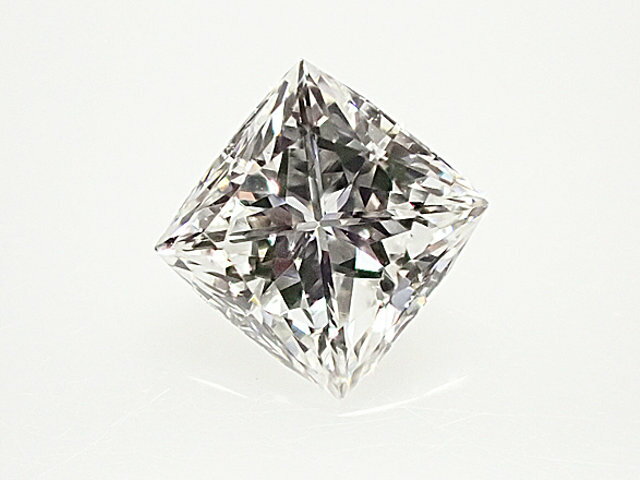 0．313ct　E　VS1　クッションカット（三味形）　ダイヤモンド　ルース