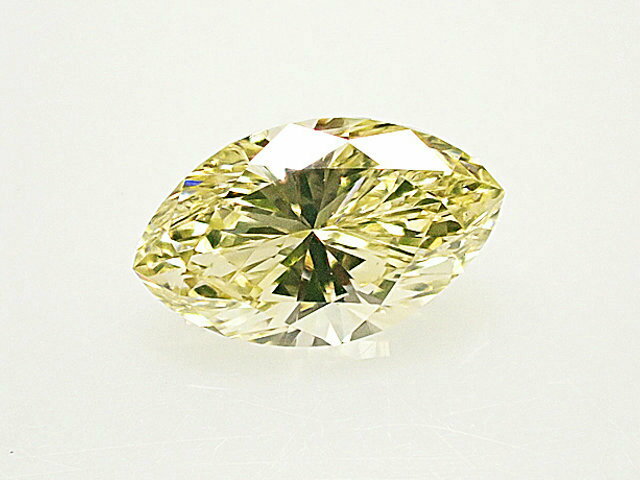 0．442ct　FANCY　LIGHT　YELLOW　VS2　イエローダイヤモンド　ルース