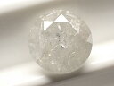 サイズ 6．21－6．28（×4．77）mm 重量 1．200ct カラー F クラリティ I2 カット POOR 蛍光性 FAINT 鑑定機関 日本宝石科学協会ソーティング付1．200ct　F　I2　POOR ダイヤモンドルース 激安価格の、1．2ct ダイヤモンド！ ベゼルの端に 自然の面キズなど、 インクルージョン満載の I2品質で、 石端に、薄っすらと面に届いた、 大きめの 白タチのインクルージョンがあるため、 この箇所を避けた、4本爪か、 3本爪での石留めがよさそうですが、 石の中から チラチラと光が瞬き、 上手く馴染んでいて、それほど目に障りません。 全体的に 厚めのカットながらも、 直径 6．2mmアップで、充分な存在感！ ぜひ、お気軽にお楽しみください！ 日本宝石科学協会ソーティング付 別途 ￥3，850 にて、鑑定書作成承ります。