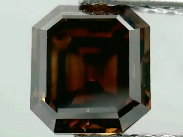 1．068ct　FANCY　DARK　BROWN　SI1　ブラウンダイヤモンド　ルース