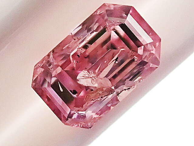 1．06ct　FANCY　INTENSE　PINK　GIA　ピンクダイヤモンド　ルース