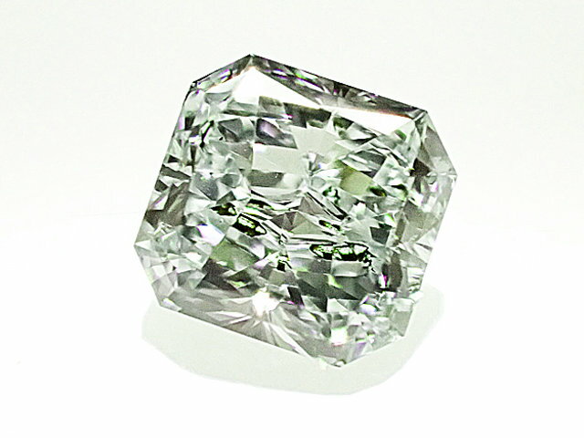 0．40ct　FANCY　LIGHT　BLUISH　GREEN　GIA　グリーンダイヤモンド　ルース