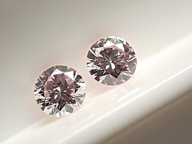 0．042ct　＆　0．045ct　LIGHT　PINK　SI1　ペア組　ピンクダイヤモンド　ルース